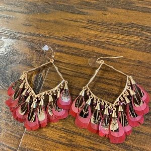 Kendra Scott Raven Earrings in Burgundy